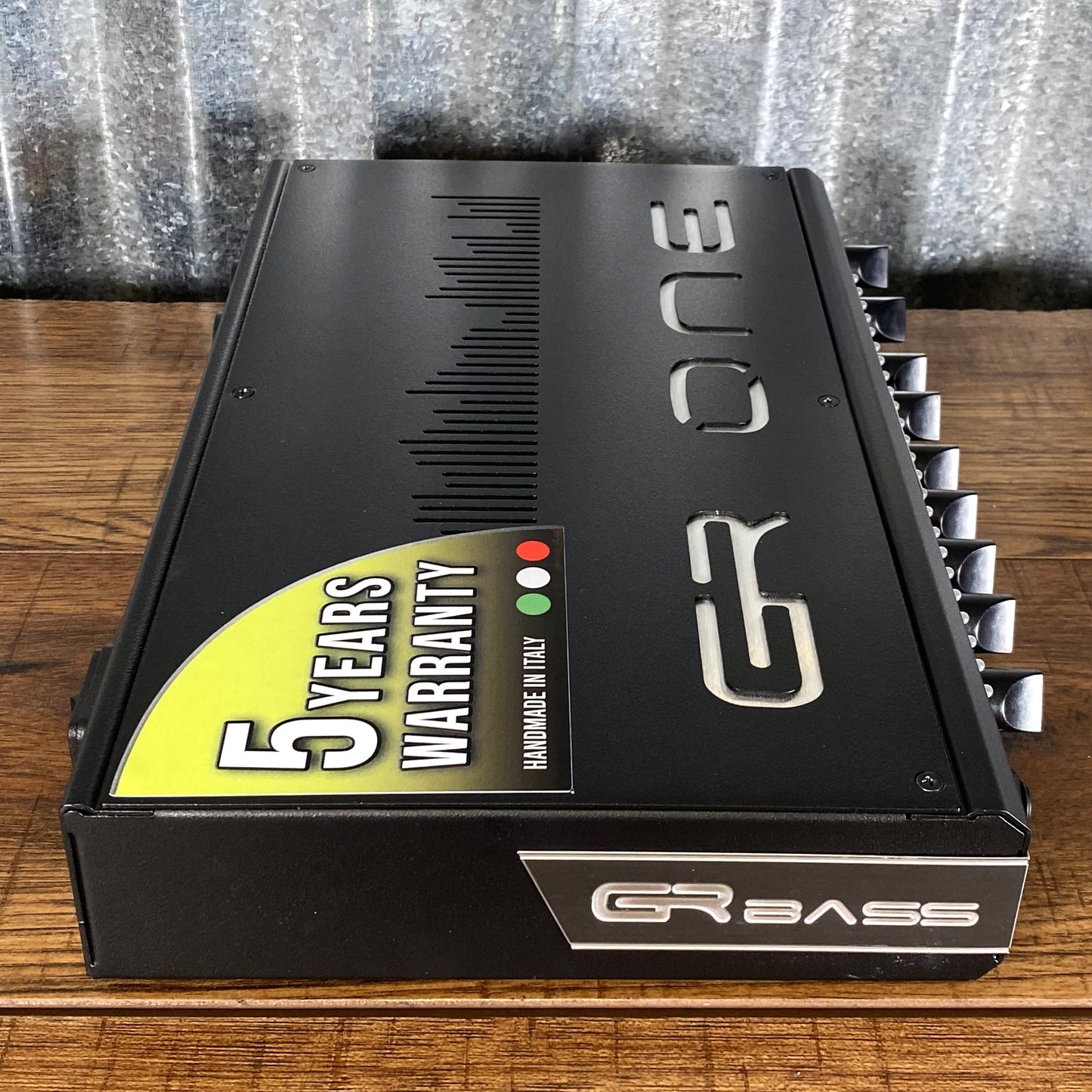 GR Bass ONE 1400 Watt Bass Amplifier Head Black