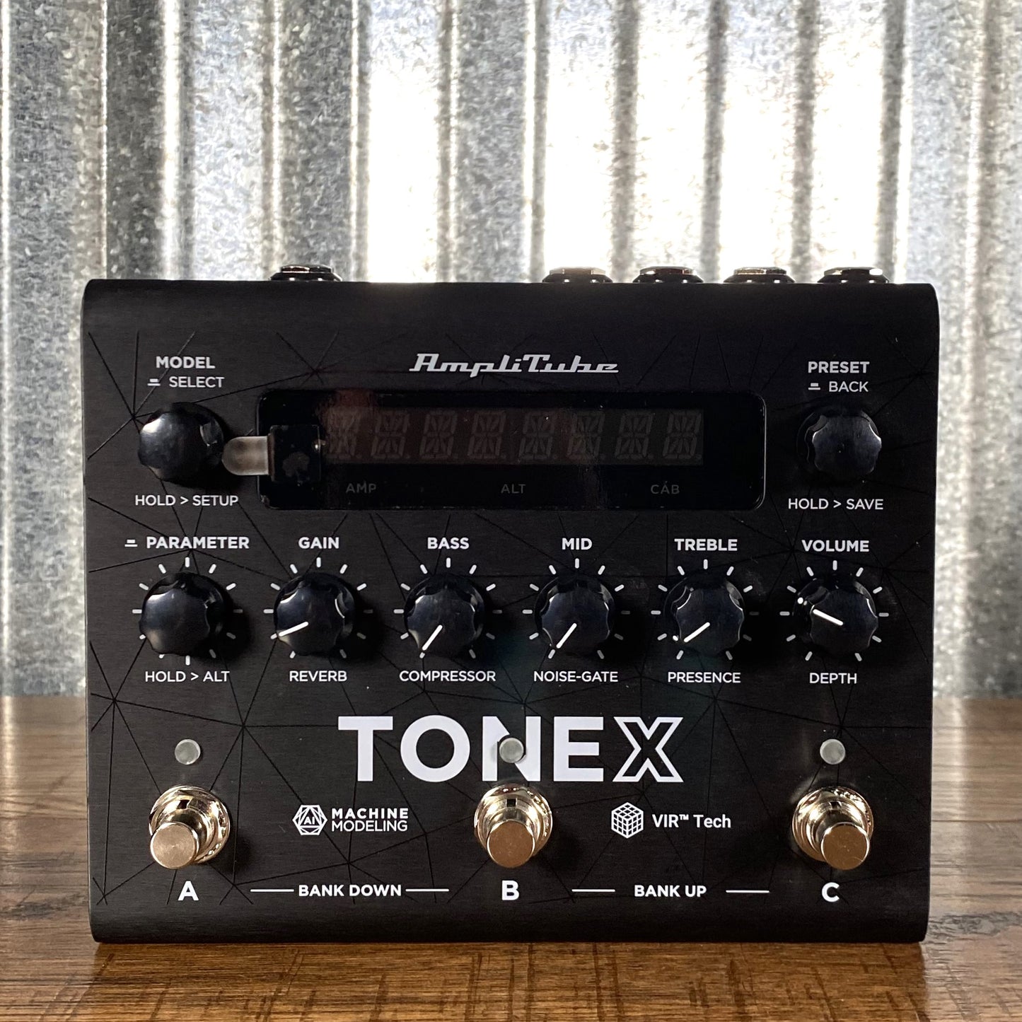IK Multimedia Amplitube TONEX Modeling IR Guitar Multi Effect Pedal