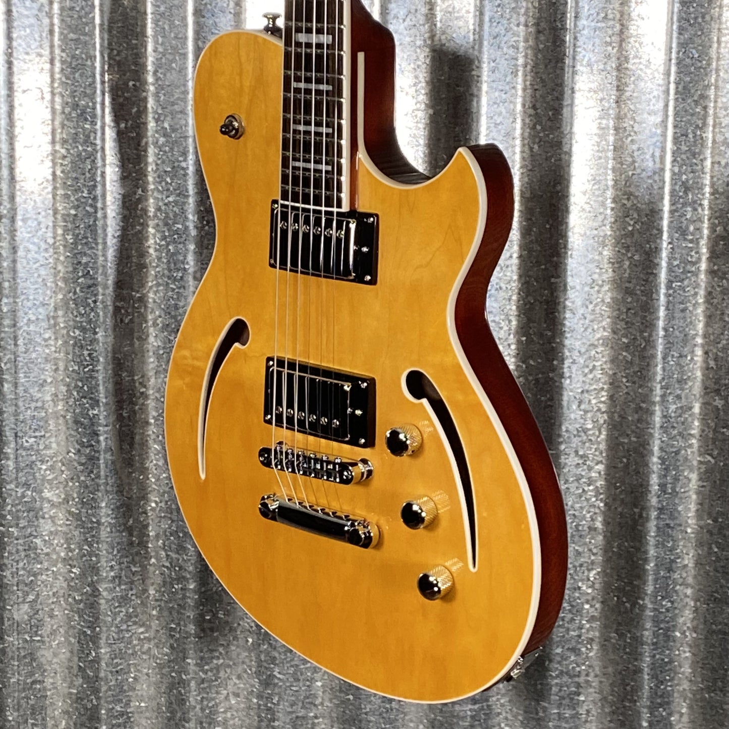 Reverend Limited Edition Roundhouse Semi Hollow Body Archtop Vintage Clear Natural Guitar & Case