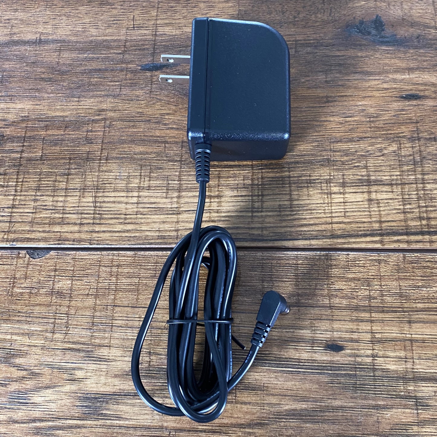 Roland MC-707 Groovebox Sequencer Drum Machine