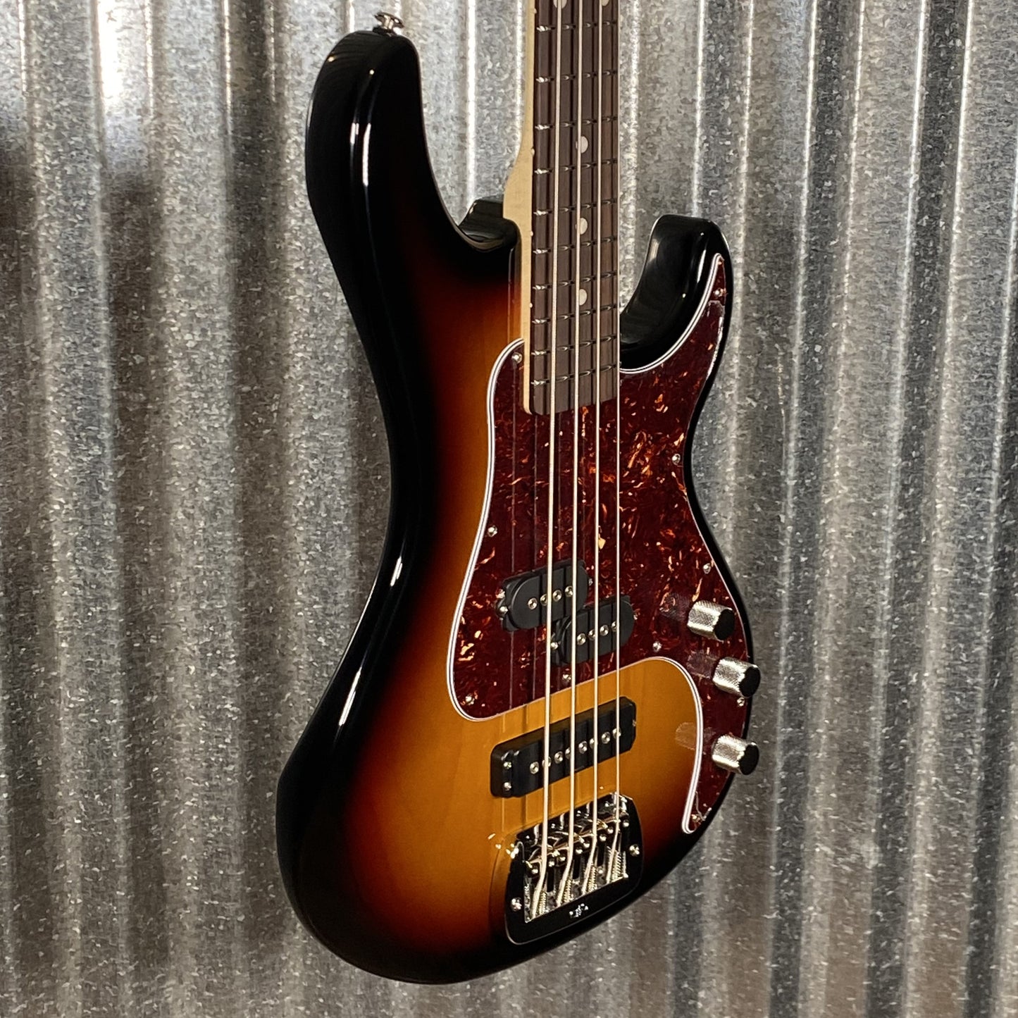 G&L USA Fullerton Deluxe SB-2 4 String Bass 3 Tone Sunburst & Bag SB2 #1066