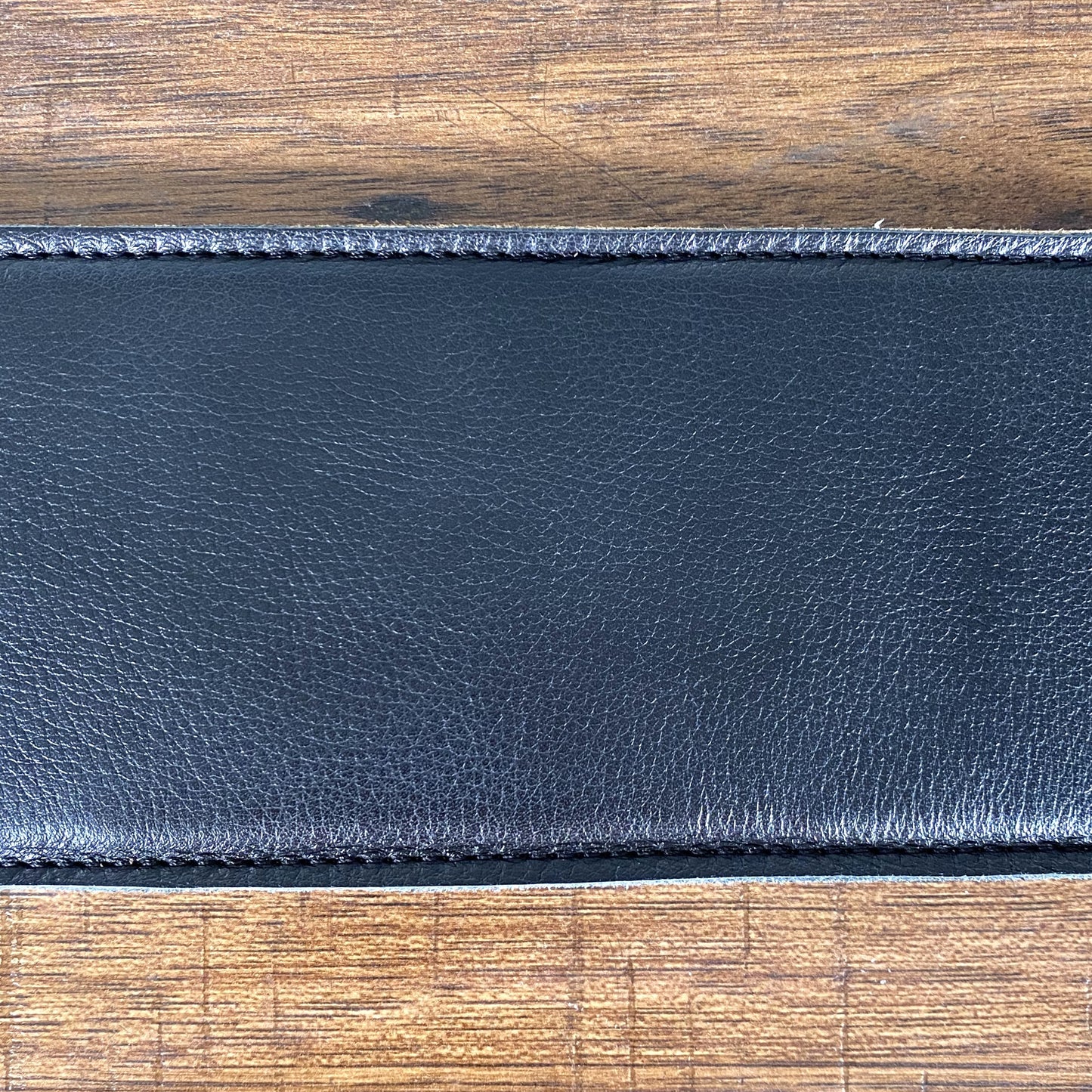 Levy's M4GF-BLK 3.5" Padded Leather Guitar Bass Strap Black