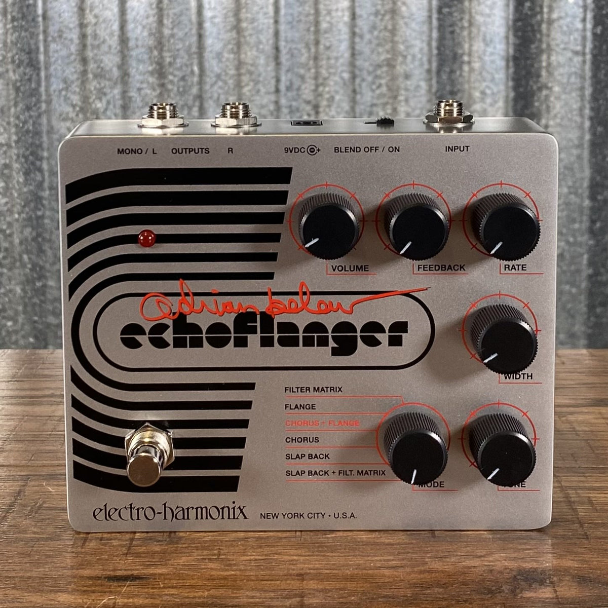 Electro-Harmonix EHX Adrian Belew EchoFlanger Guiar Effect Pedal