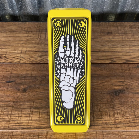 Dunlop KH95Y Kirk Hammett Cry Baby Wah Yellow Sparkle Edition Guitar Effect Pedal