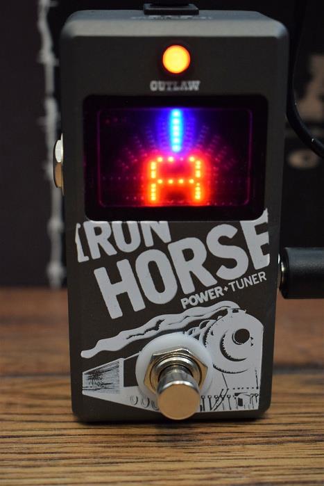 Outlaw Effects Iron Horse Pedalboard Power Supply & Cables + Tuner Guitar Effect Pedal