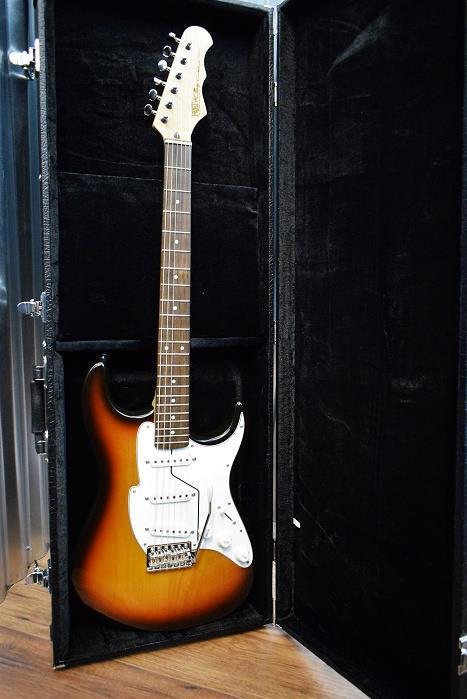 Fret King Corona Fluence Fishman STR-WH3 Vintage Burst Guitar & Case FKV6FOCB #4