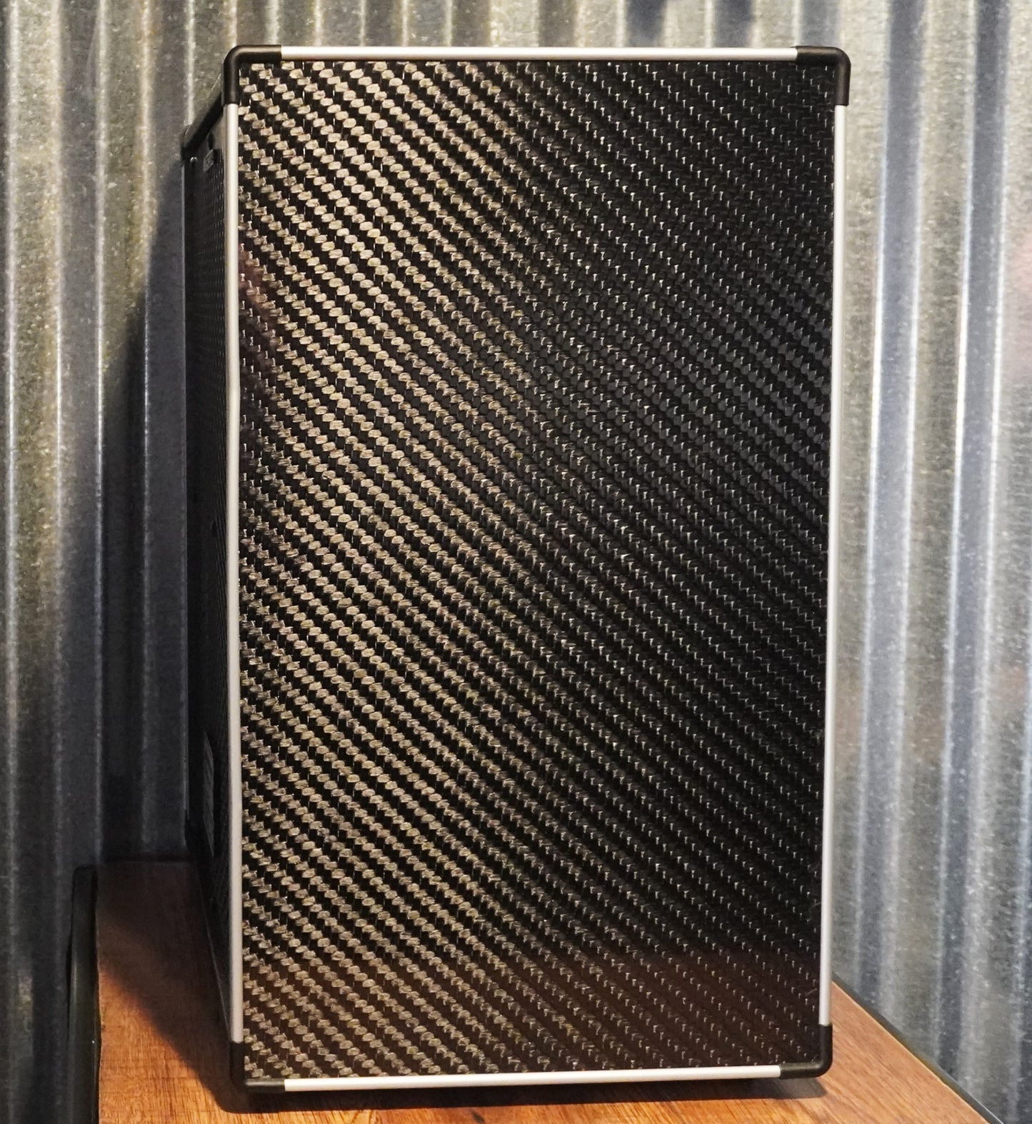 GR Bass AT210 2x10" AeroTech Carbon Fiber Bass Amplifier Speaker Cabinet Black 4 Ohm Used