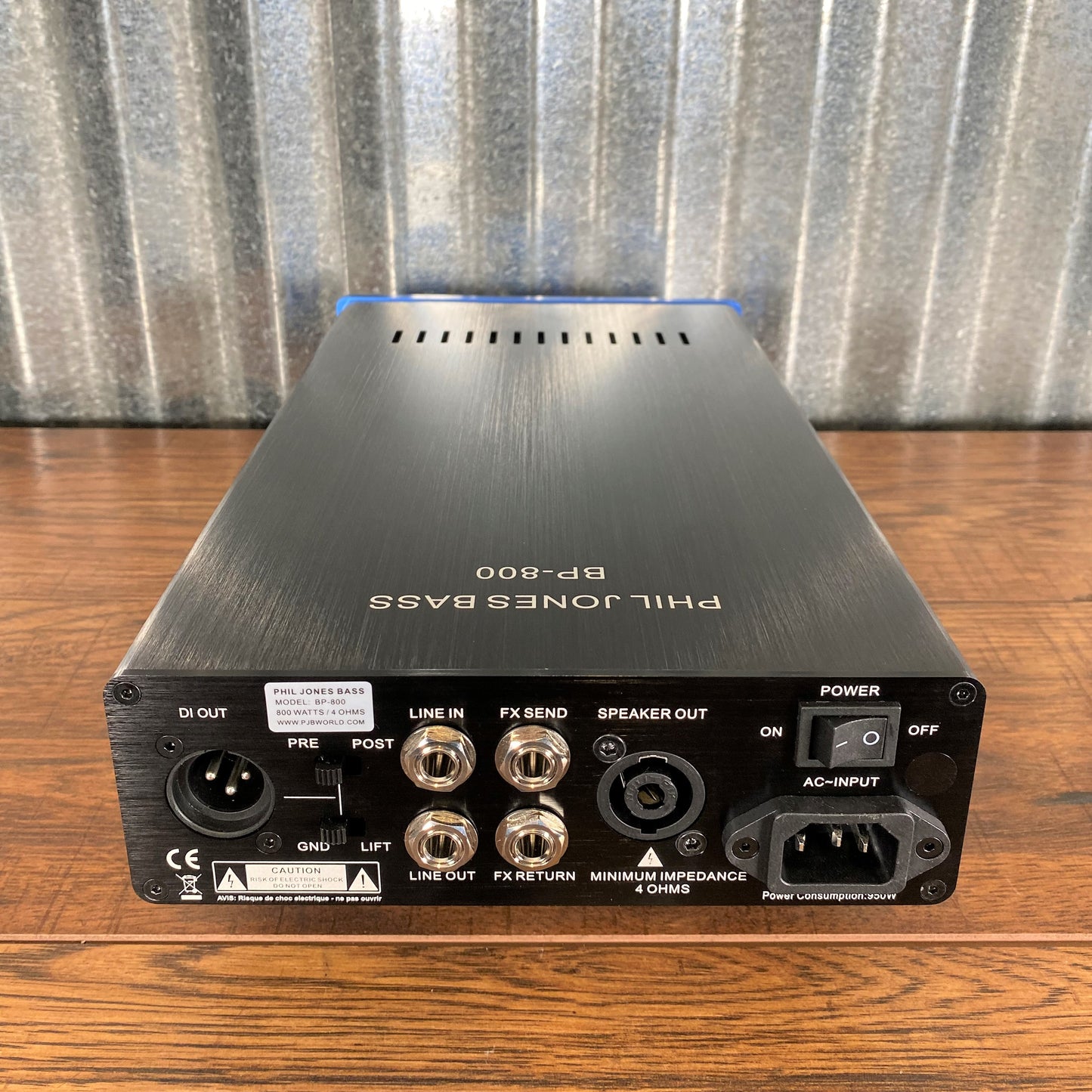 Phil Jones Bass BP- 800 800 Watt Solid State Digital Bass Amplifier Head