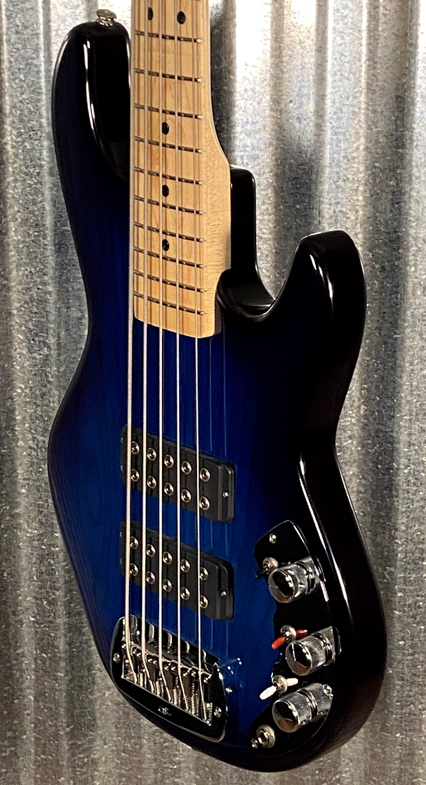 G&L USA CLF L-2500 S750 Blueburst 5 String Bass & Case #4132