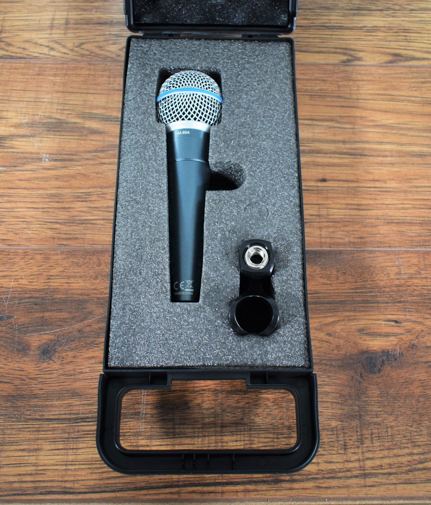 Behringer BA85A Dynamic Super Cardioid Handheld Vocal Microphone 3 Pack Bundle