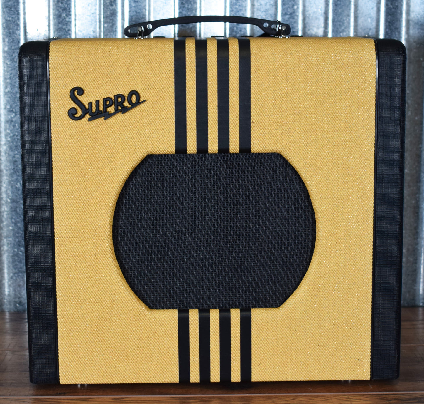 Supro Delta King 10  All Tube 5 Watt 10" Guitar Combo Amplifier Tweed Black 1820RTB