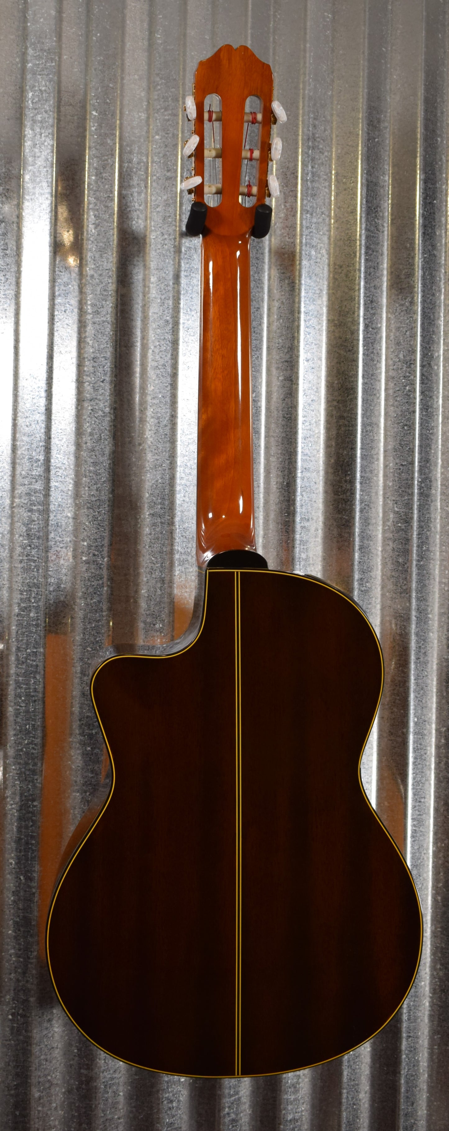 Takamine G Series EG522C Cutaway Classical Acoustic Electric & Case #1566 Used