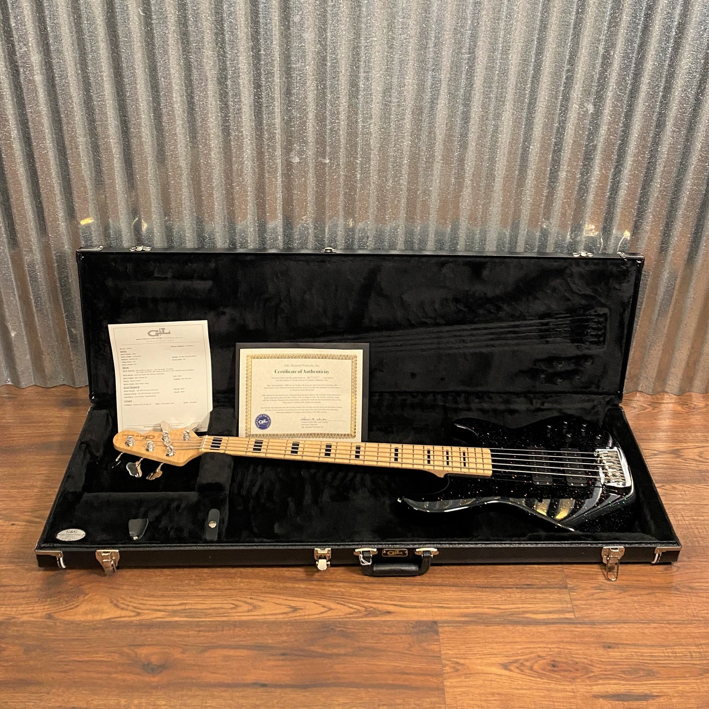 G&L USA M2500 Andromeda 5 String Bass & Case M-2500 #8221