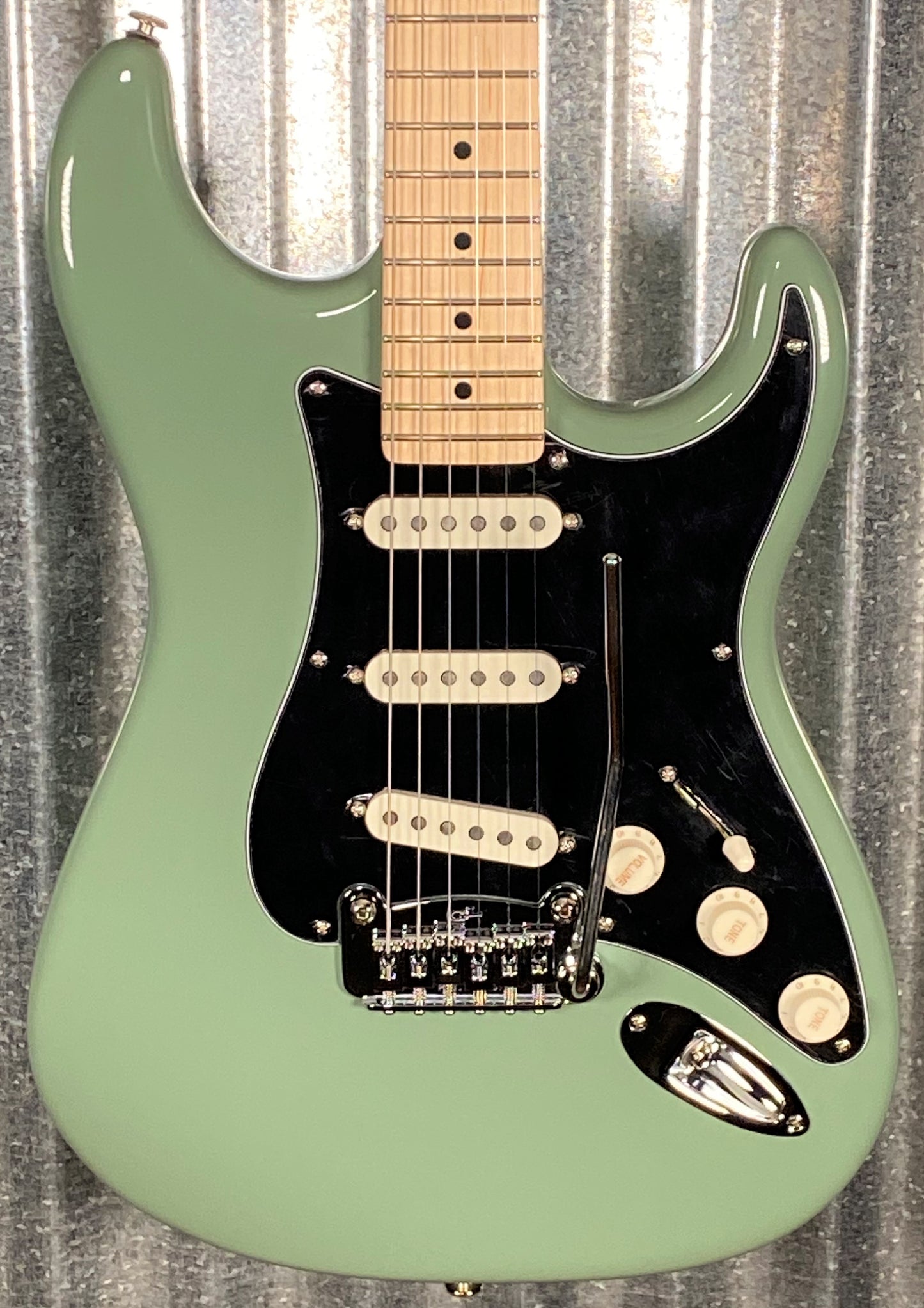 G&L USA Legacy Macha Tea Guitar & Case #5178