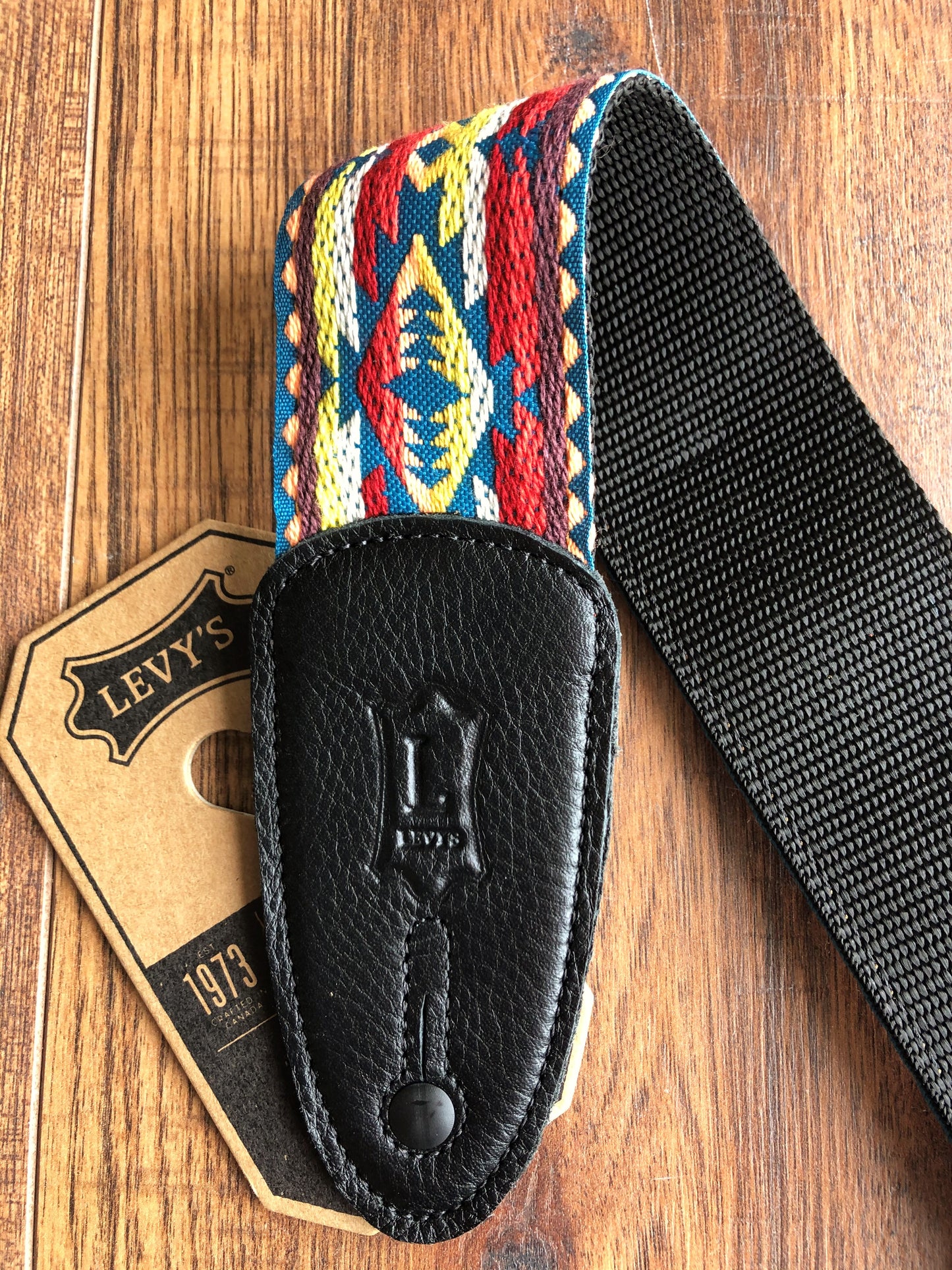 Levy's M8HT-22 2" Hootenanny Jacquard Poly Adjustable Guitar & Bass Strap Red Yellow