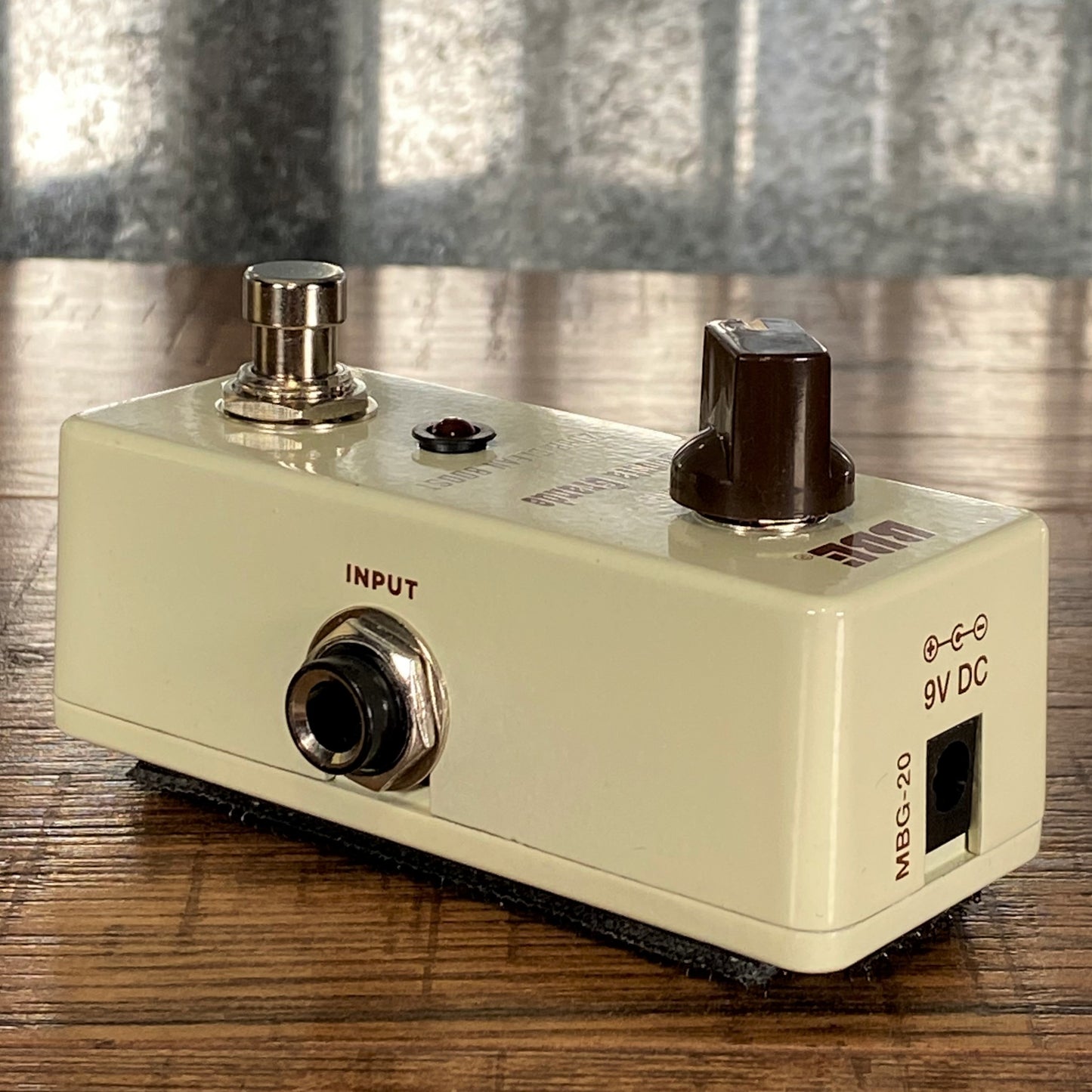 BBE Sound Boosta Grande MBG-20 20db Clean Boost Guitar Effect Pedal Demo