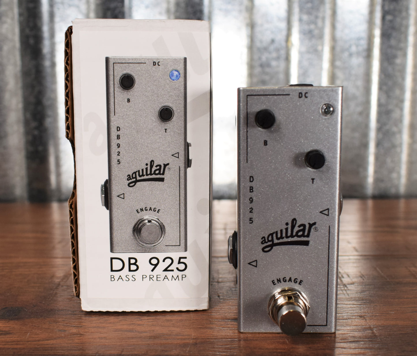 Aguilar DB 925 Bass Preamp Effect Pedal