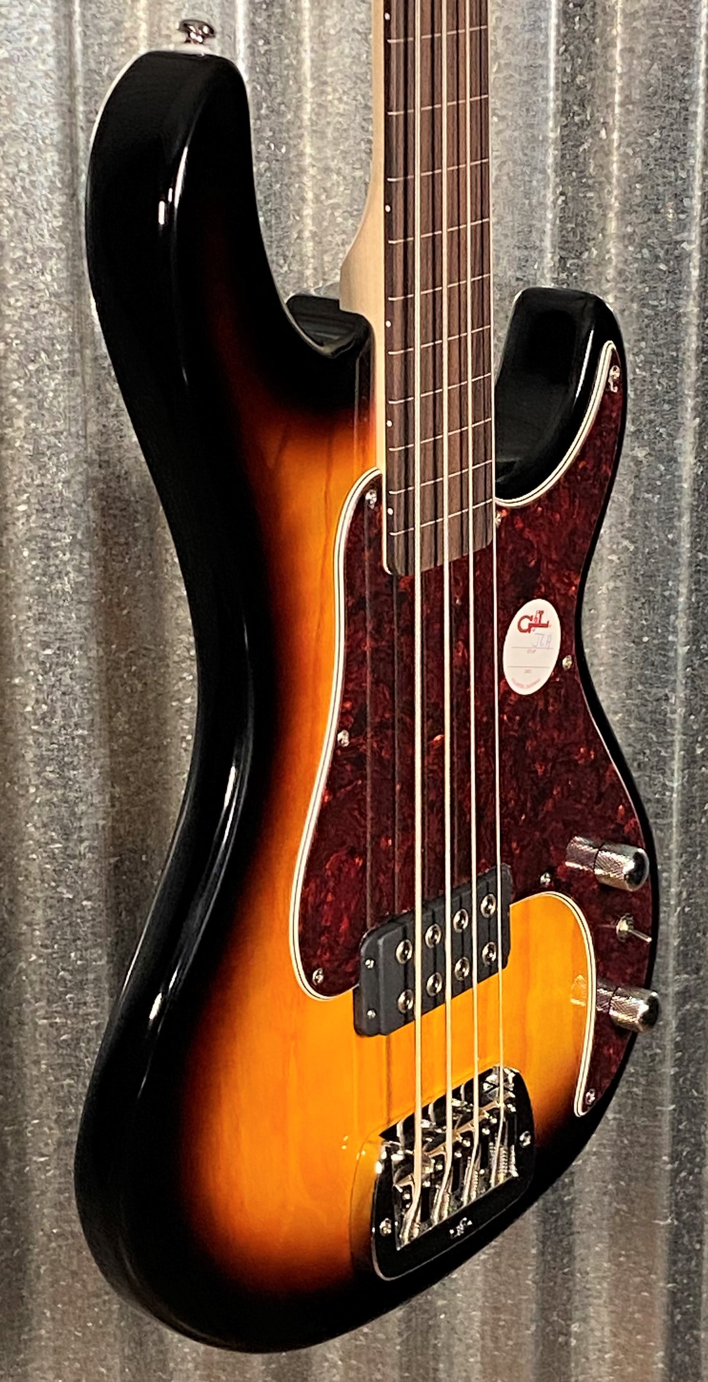 G&L Tribute Kiloton Fretless 4 String Bass 3 Tone Sunburst #6556