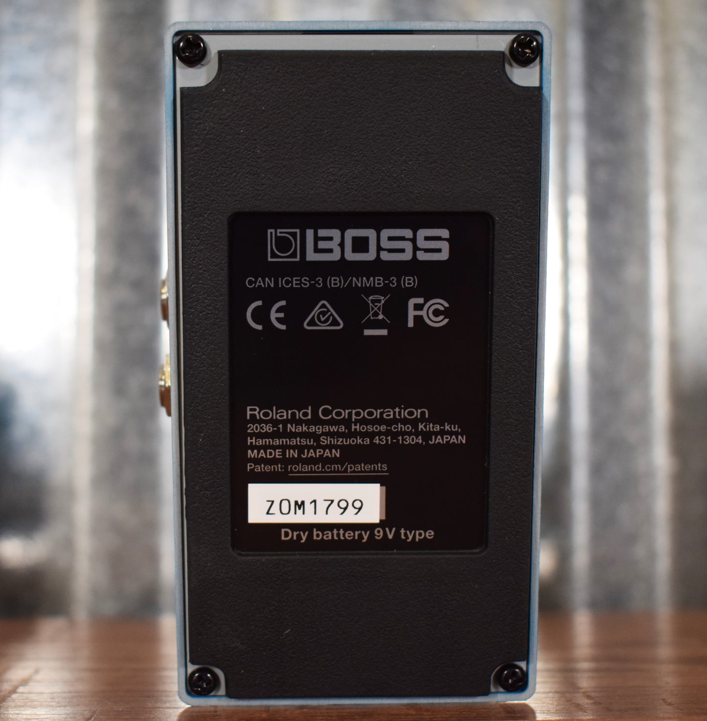 Boss VB-2W Waza Craft Vibrato Guitar Effect Pedal