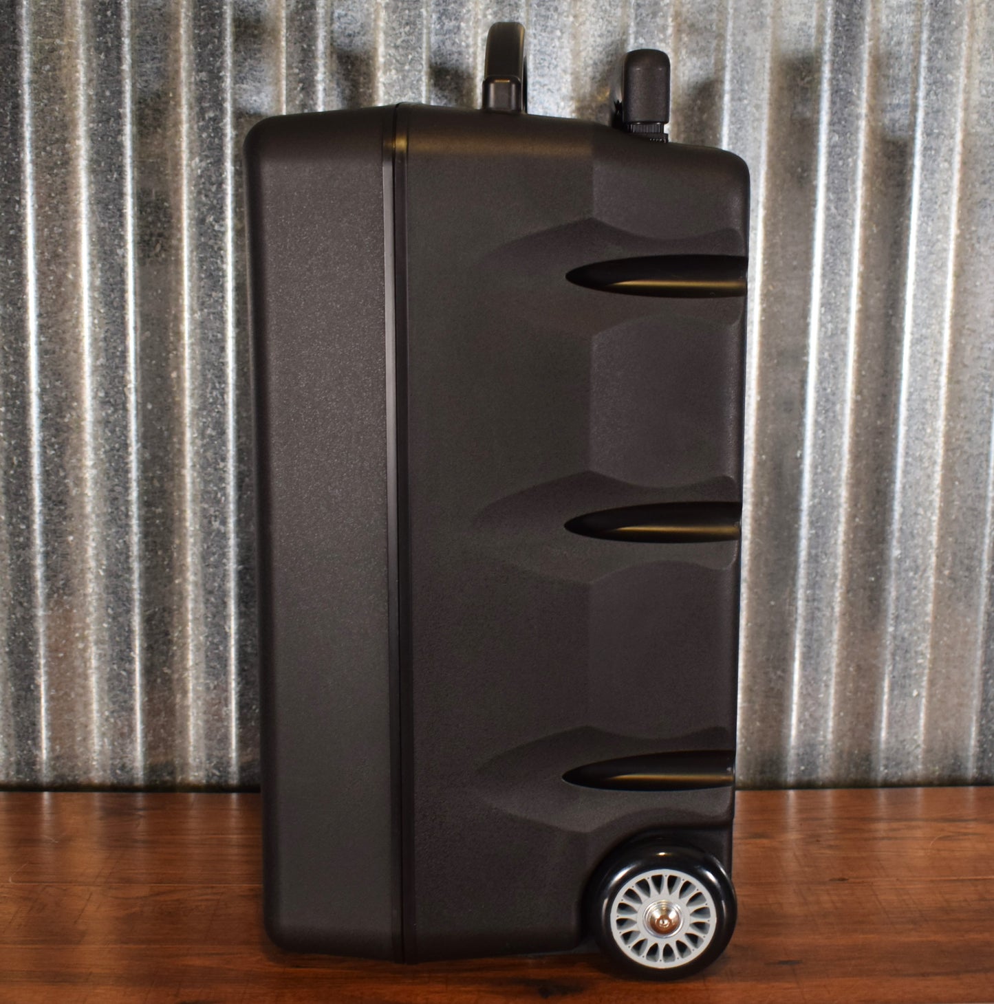 Galaxy Audio Traveler TV8-0010H000G 80 Watt Portable Battery Powered Wireless PA System & Handheld Microphone