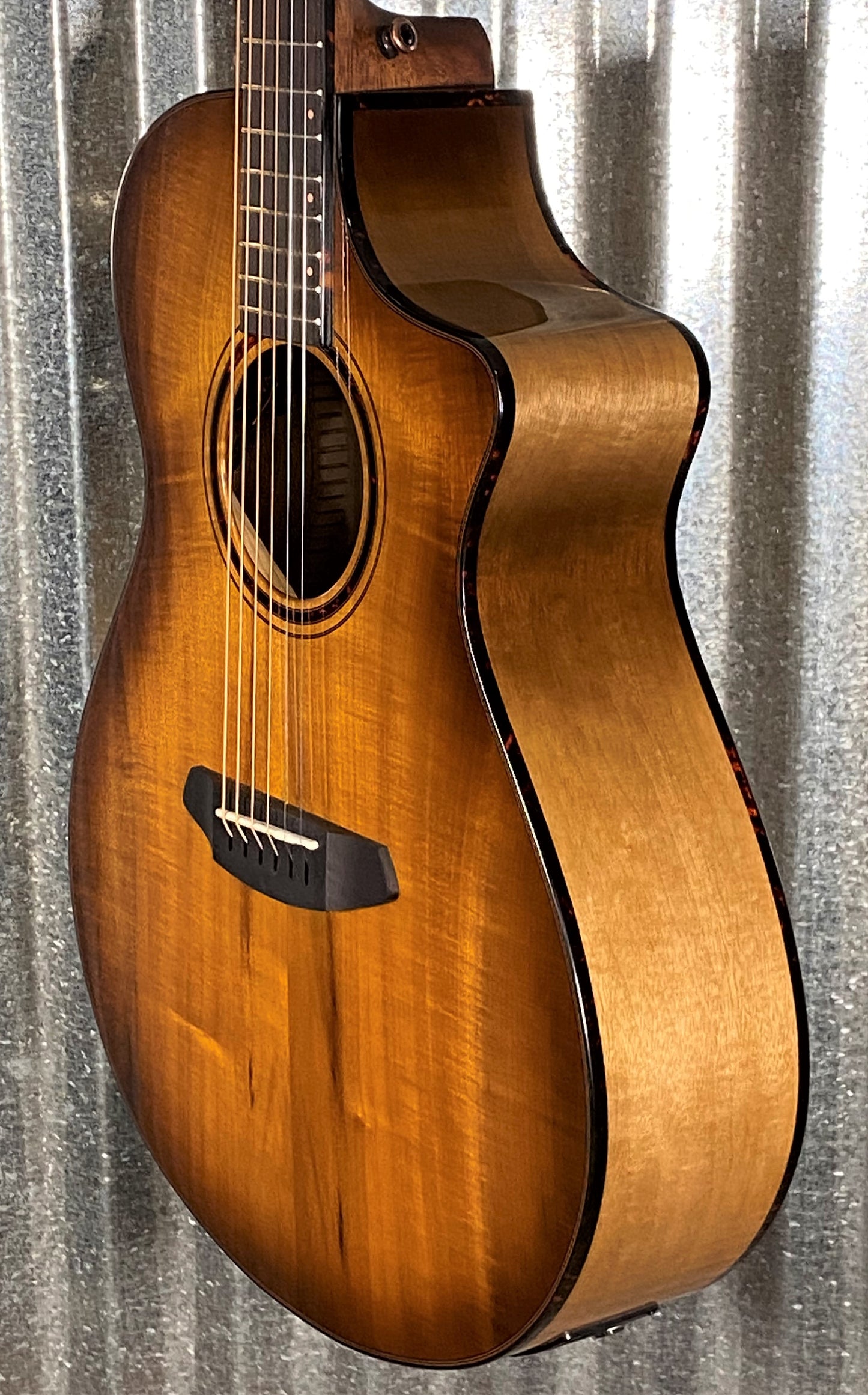 Breedlove Pursuit Exotic S Concert Amber CE Myrtlewood Acoustic Electric Guitar & Case #3511 Demo