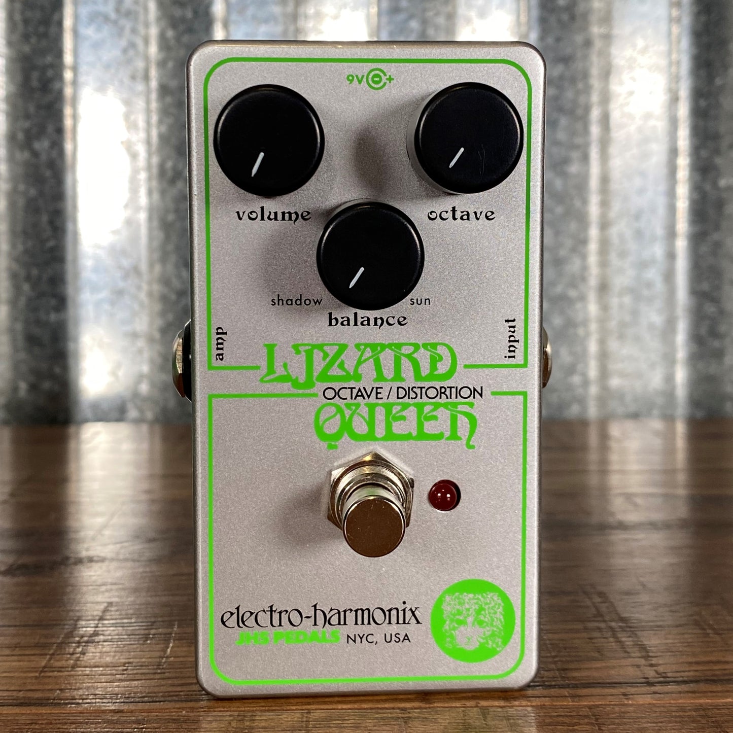 Electro-Harmonix EHX Lizard Queen Octave Fuzz Guitar Effect Pedal