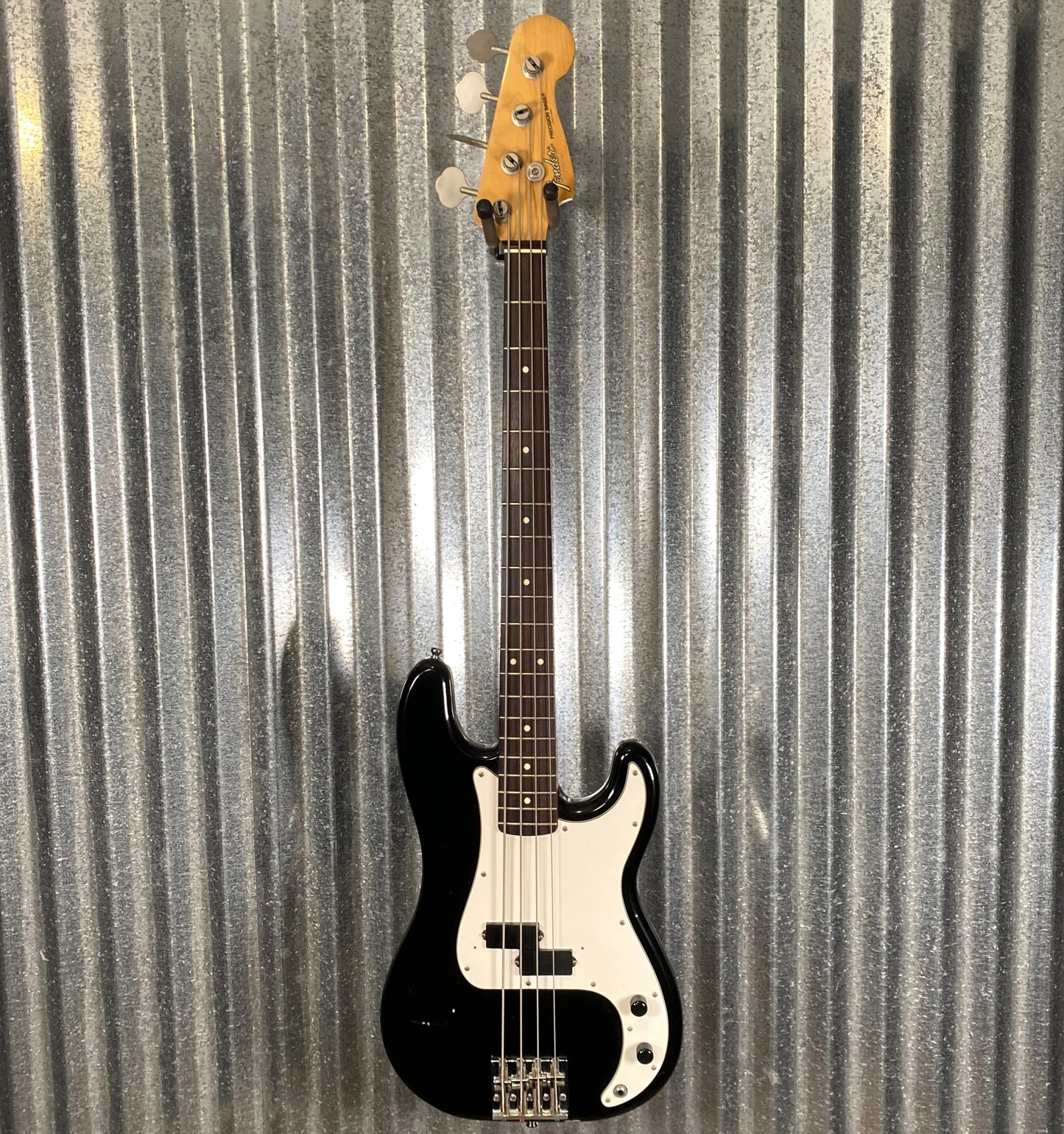 Fender Precision Bass 4 String 1987 EMG Black & Case Japan Used