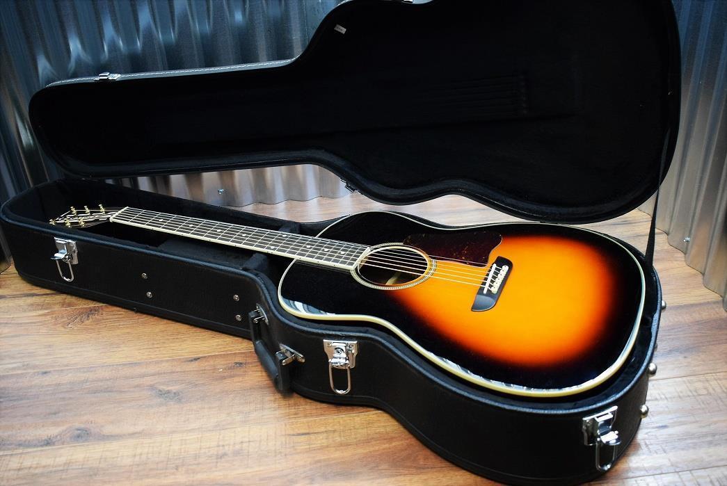Washburn WSD5240STSK Solid Spruce Top Acoustic Guitar & Hardshell Case #0815