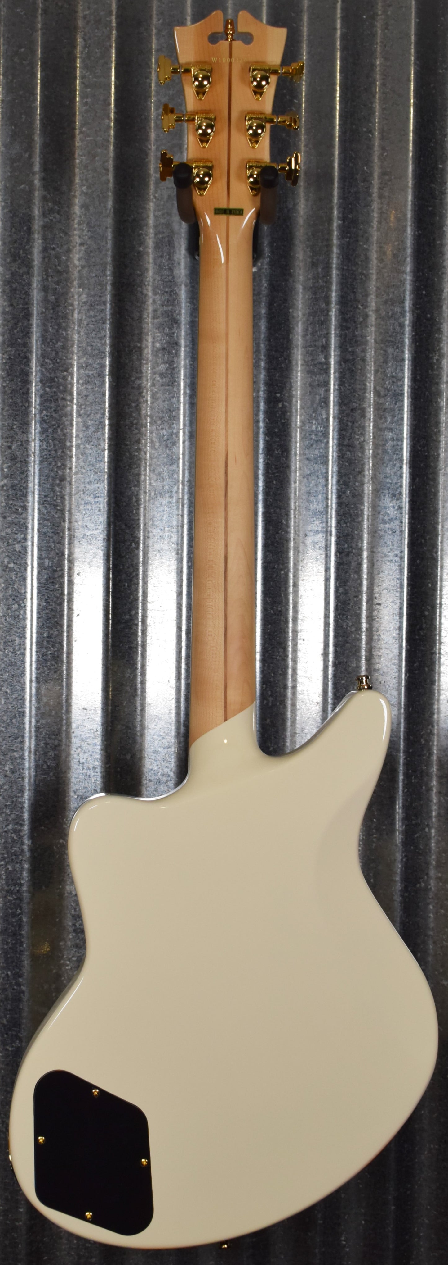 D'Angelico Deluxe Bedford Offset Vintage White Guitar & Case #0334