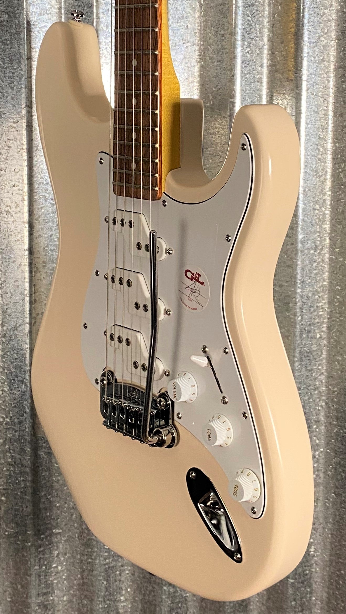 G&L Tribute Comanche Olympic White Guitar #4650