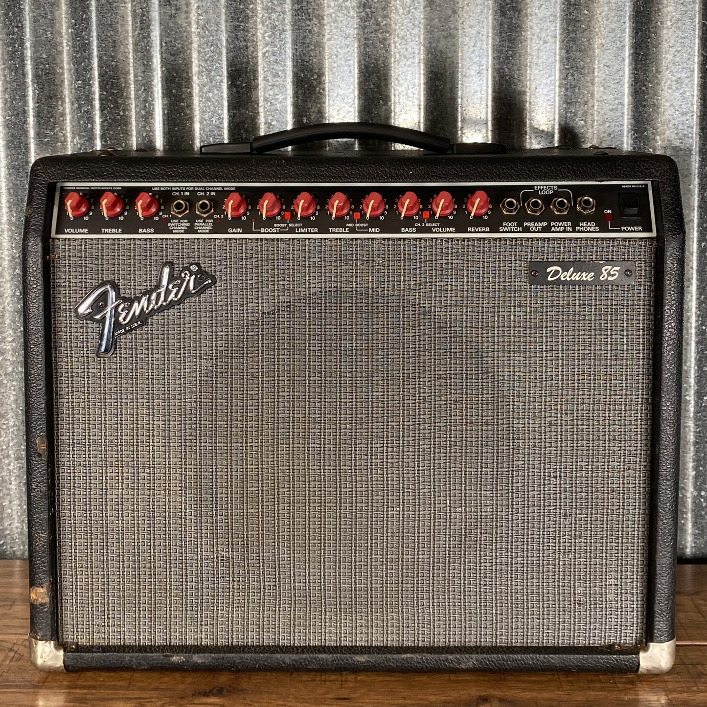 Fender Deluxe 85 65 Watt 1x12" Two Channel Guitar Amplifier Combo Used