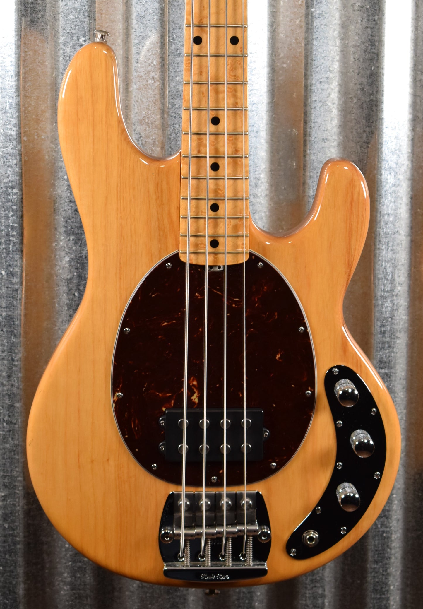 Ernie Ball Music Man Classic Stingray 4 H Natural Birdseye Maple Bass & Case #7122 Used