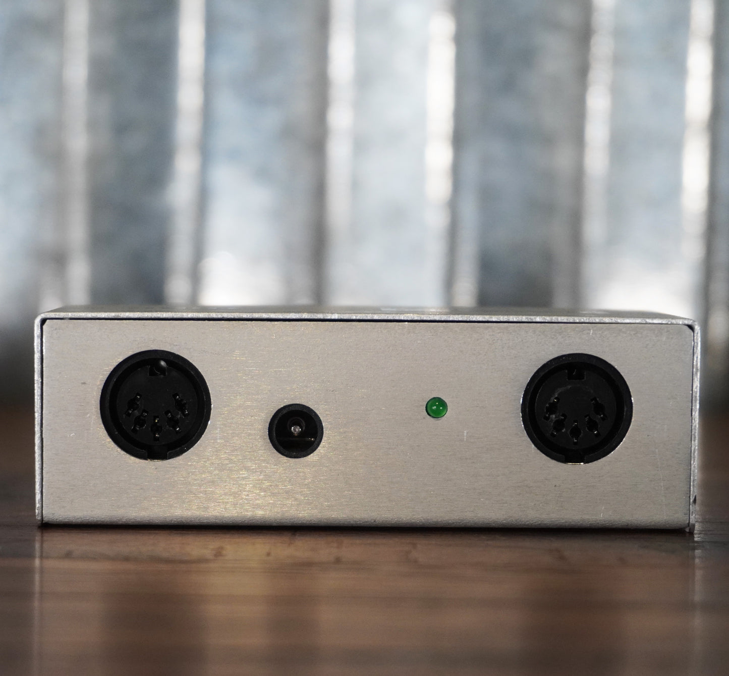 Kenton Thru-5 Midi Converter Pass-Through Box Used