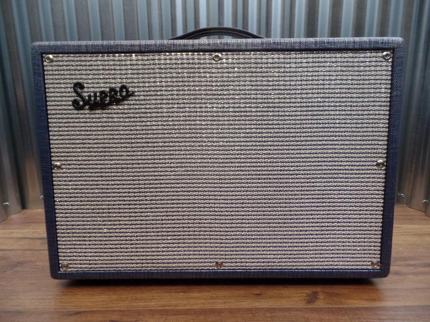 Supro USA 1648RT Saturn Reverb 15 Watt 1x12" Guitar Combo Amplifier Demo #0390