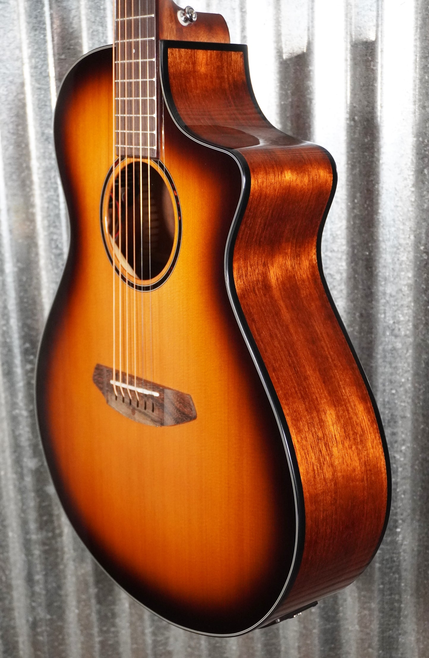 Breedlove Discovery S Concert Edgeburst CE Red Cedar Acoustic Electric Guitar #6081