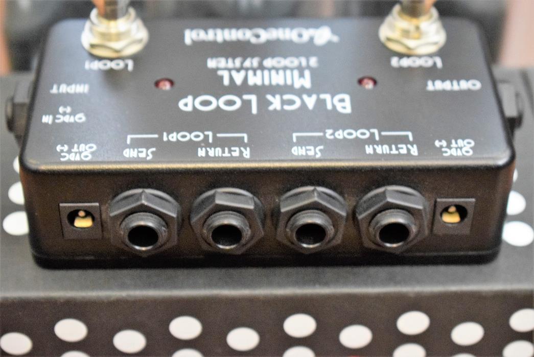 One Control Black Loop Minimal 2 Effects Loop AB Switcher & DC Power Distributor Pedal