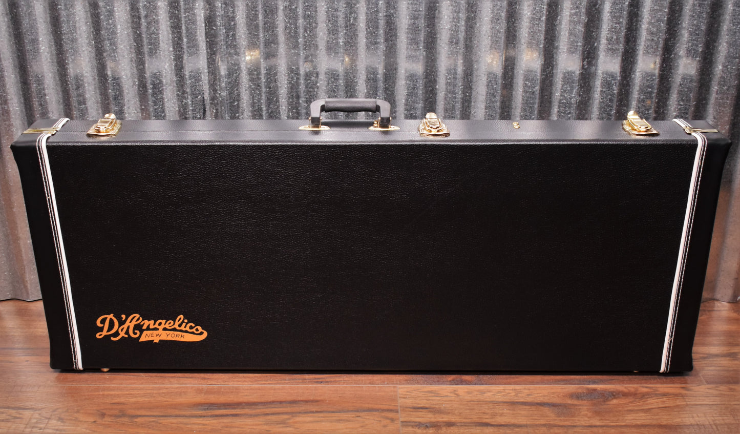 D'Angelico Deluxe Bedford Offset Army Green Guitar & Case #0630