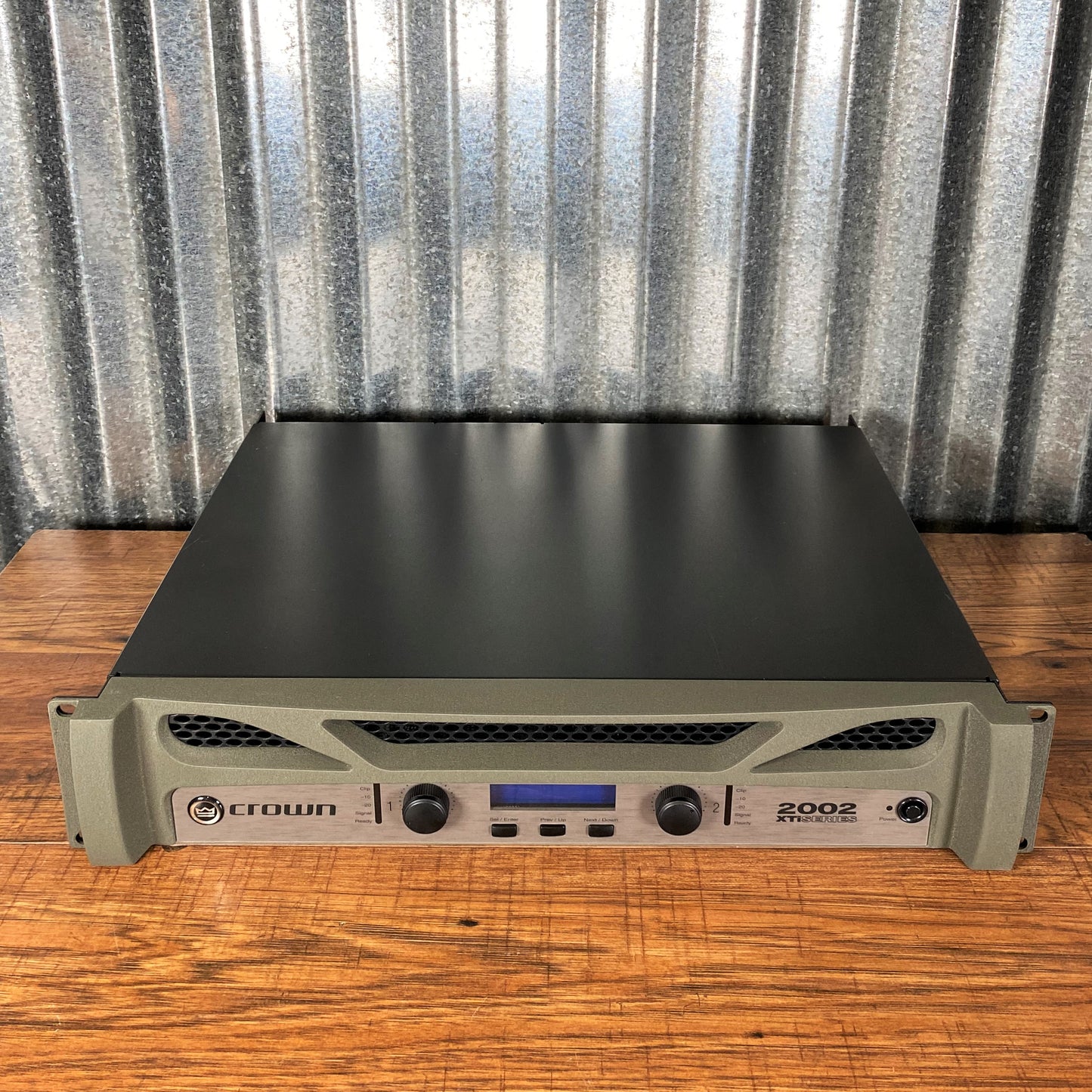Crown Xti 2002 Two Channel 800 Watt PA Power Amplifier #2 Used