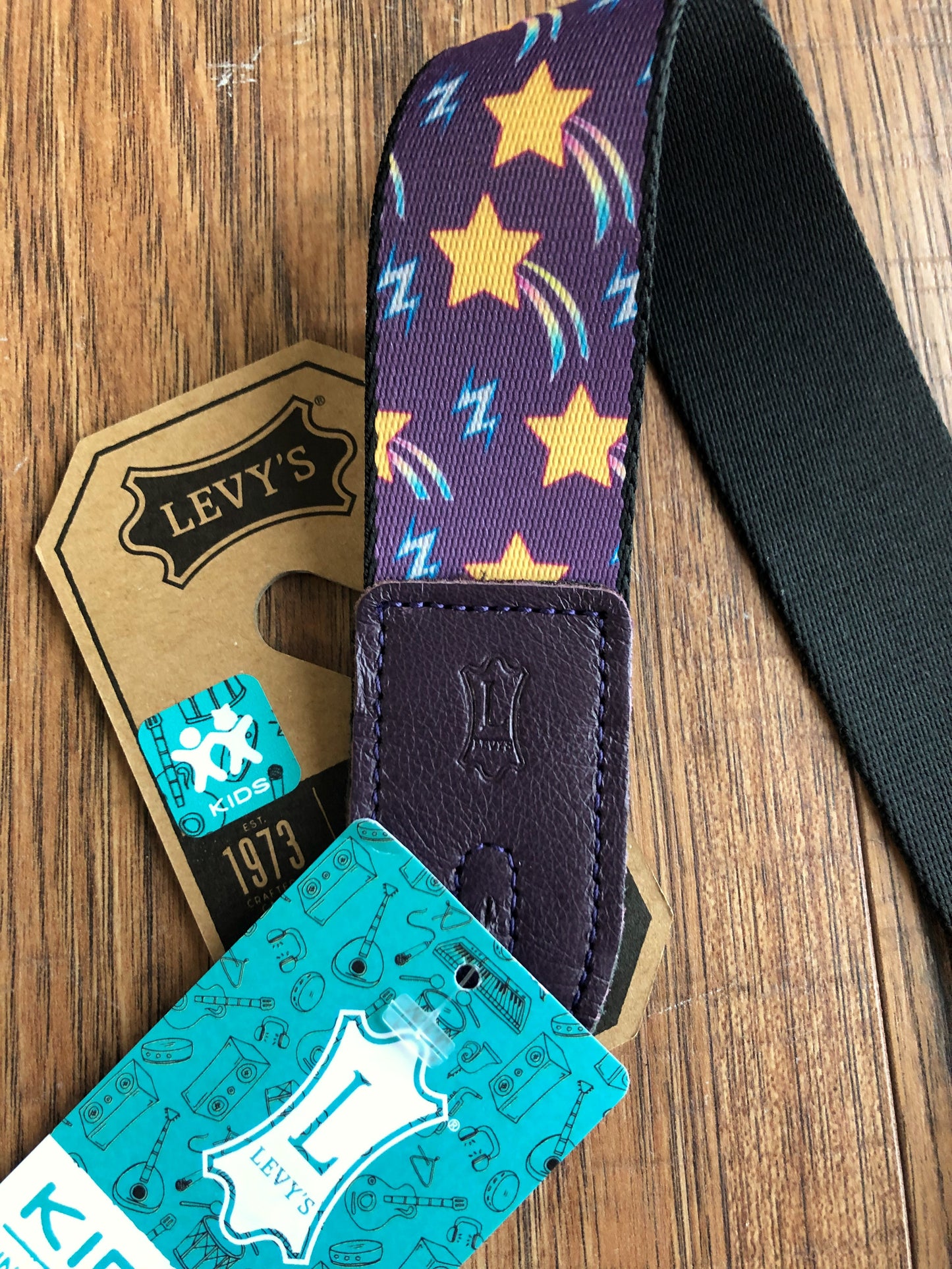 Levy's MPJR-001 1.5" Adjustable Printed Kids Guitar & Bass Strap Stars Purple