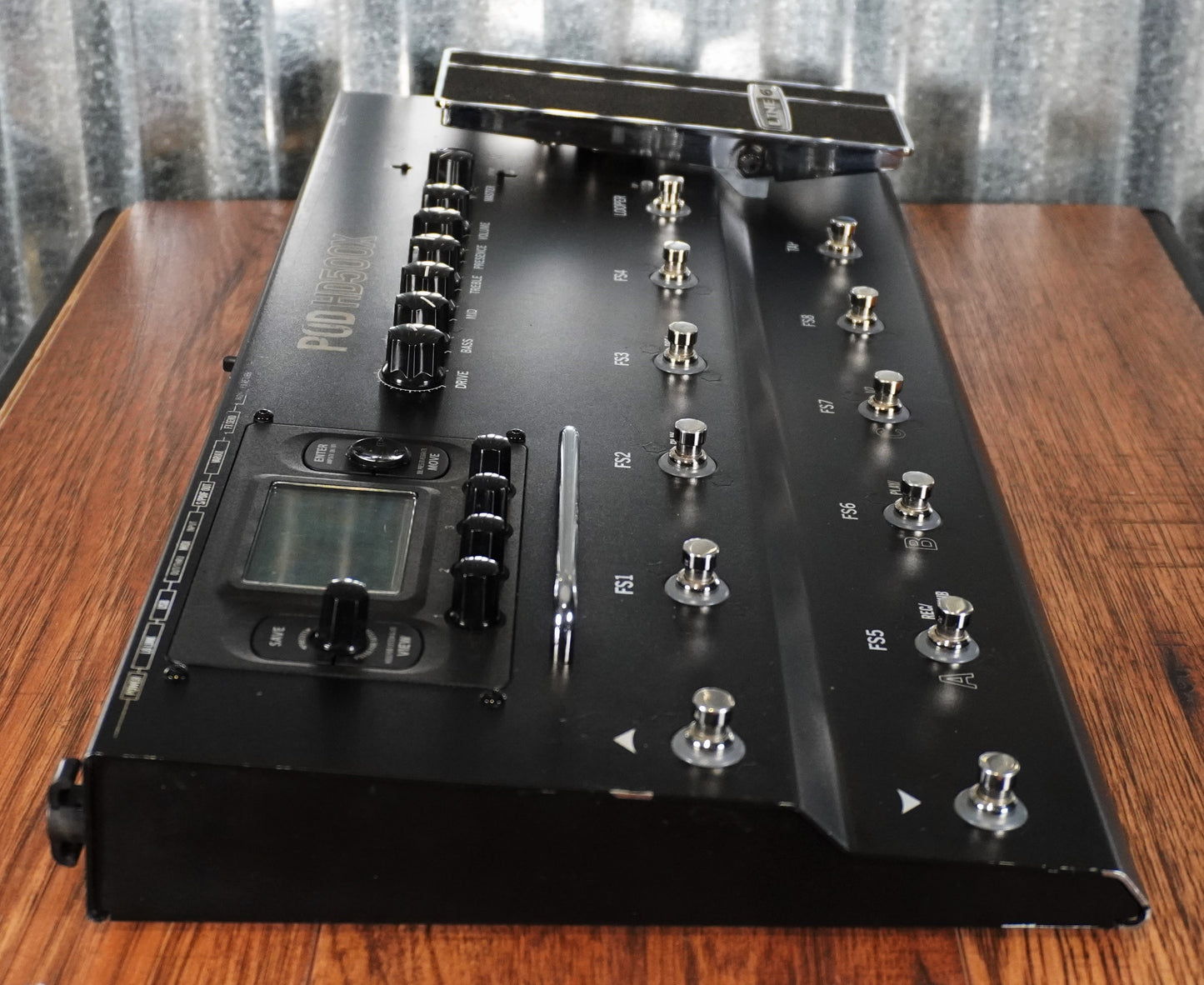 Line 6 POD HD 500X Guitar Multi Effect Processor Used