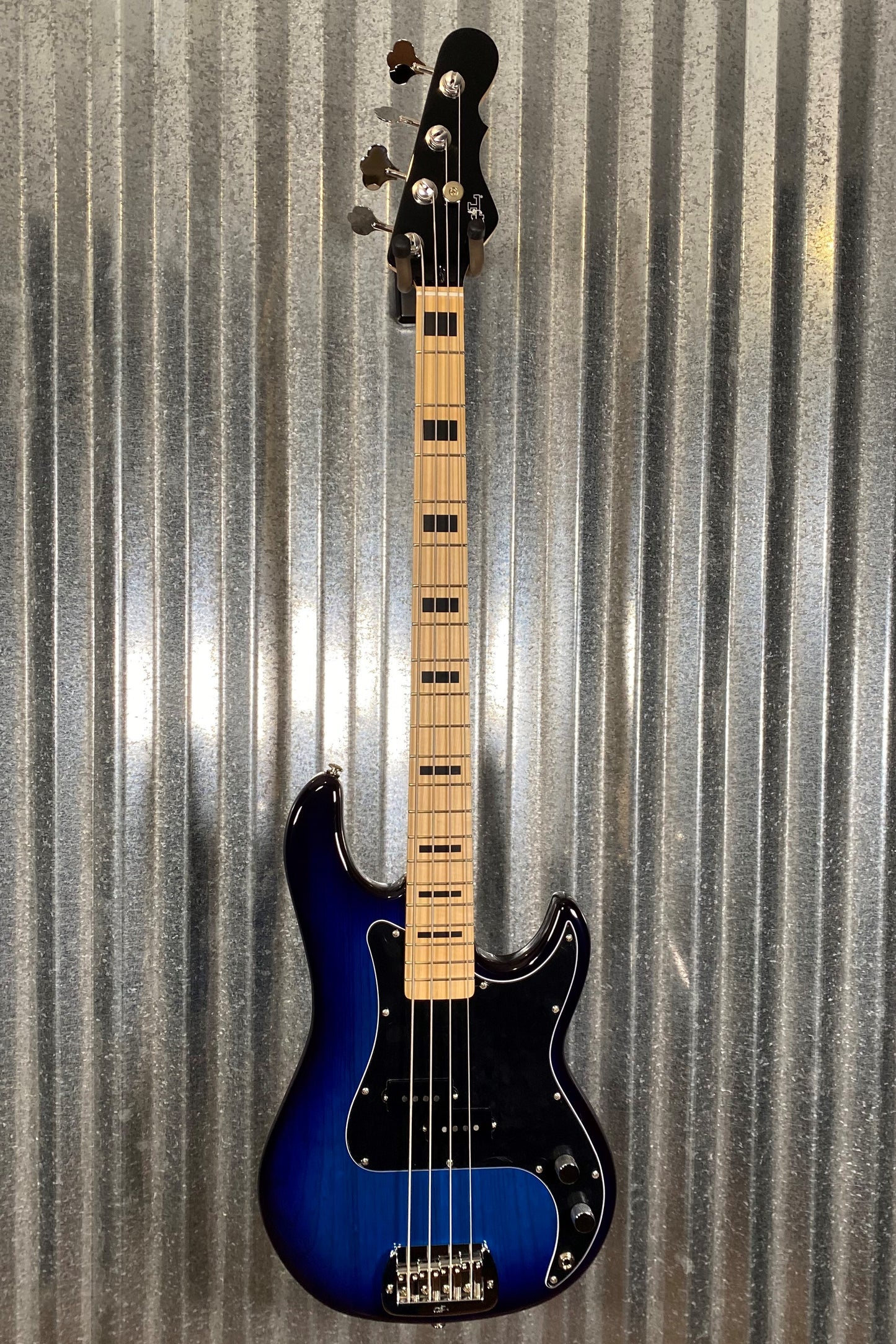 G&L USA LB-100 Blueburst 4 String Bass & Case LB100 #7296