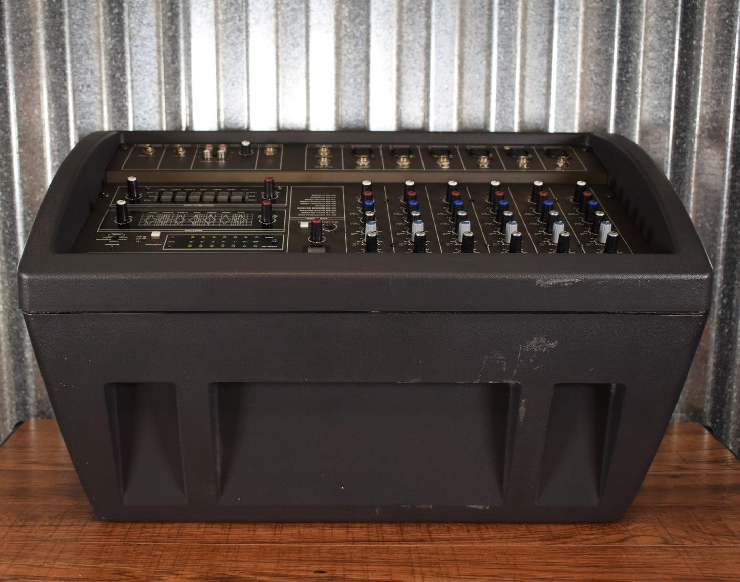 Samson XM410 400 Watt Six Channel Digital FX Powered Mixer Used