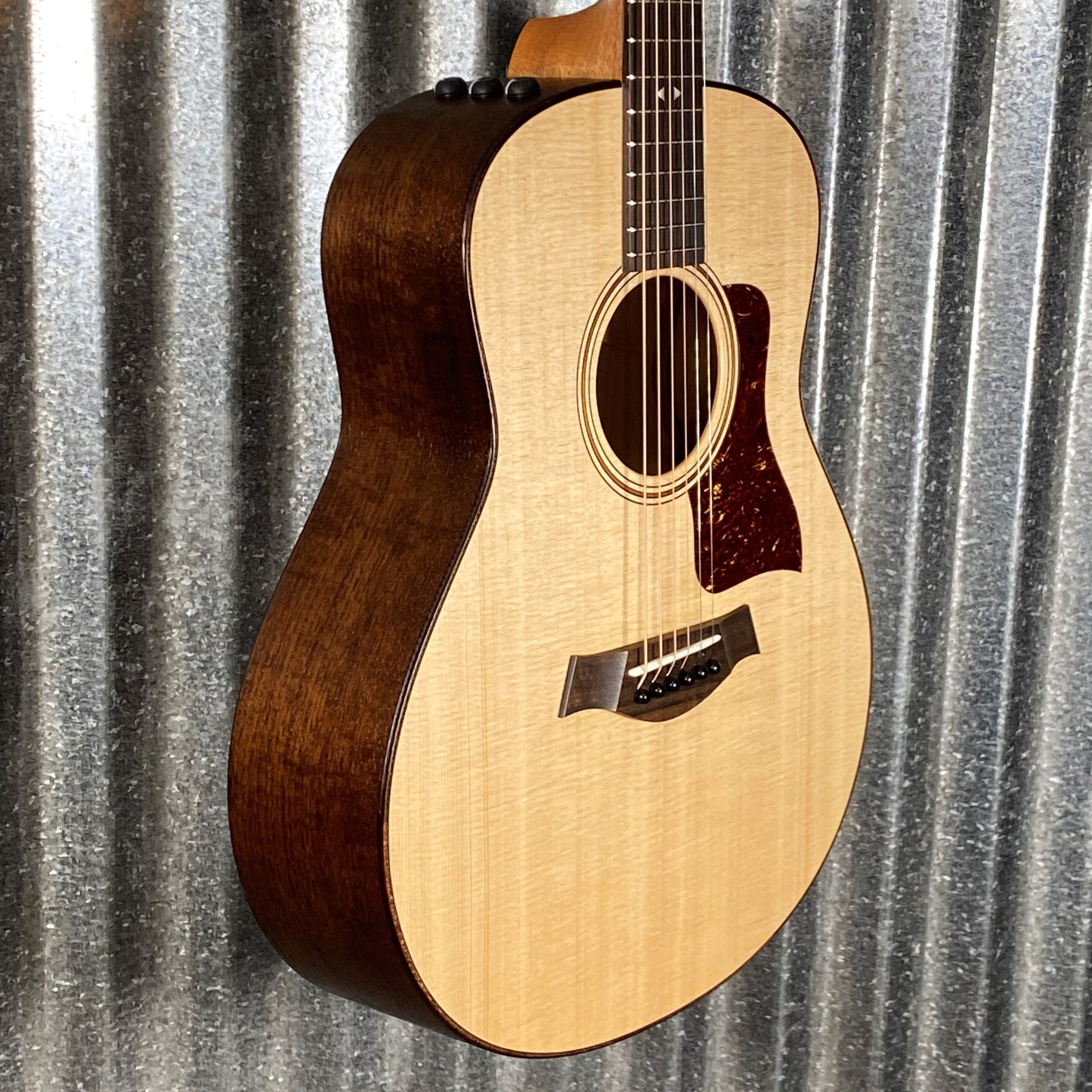 Taylor GTe Urban Ash Sitka Spruce Natural Acoustic Electric Guitar & Bag #1024 Used