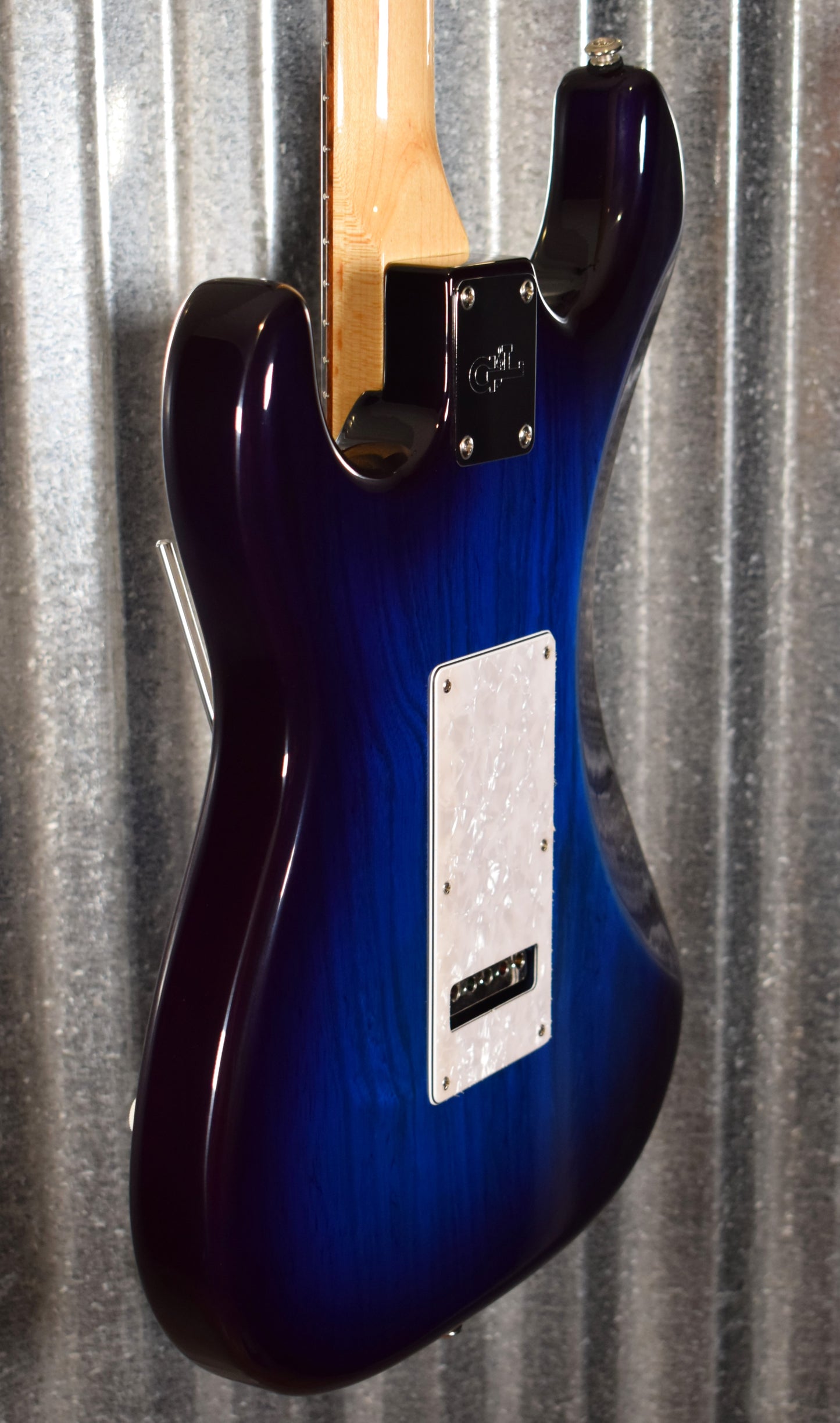 G&L USA Fullerton Deluxe S-500 Blueburst Guitar & Case S500 #5058