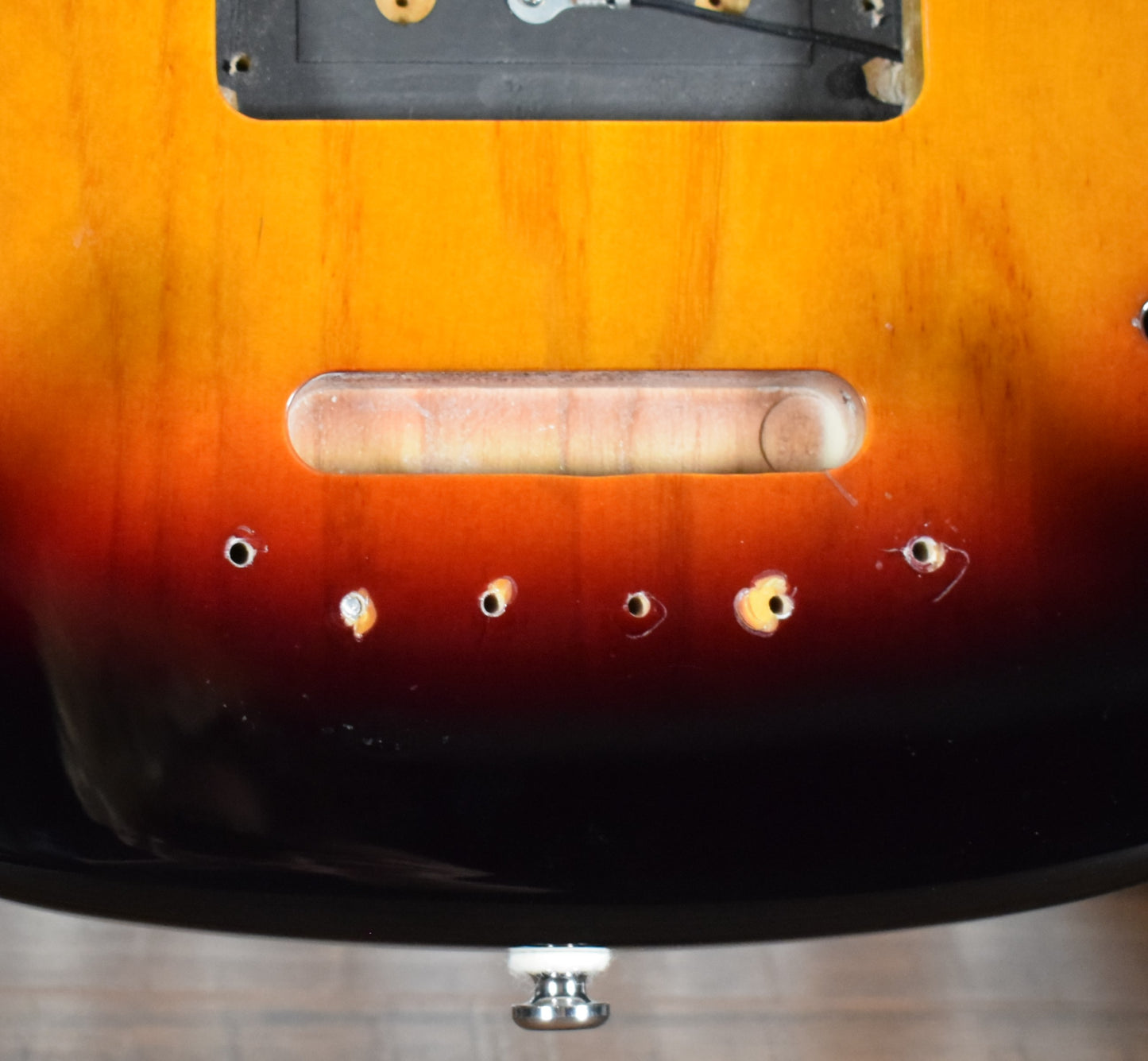 G&L Tribute L-2000 3 Tone Sunburst 4 String Body #5 Used