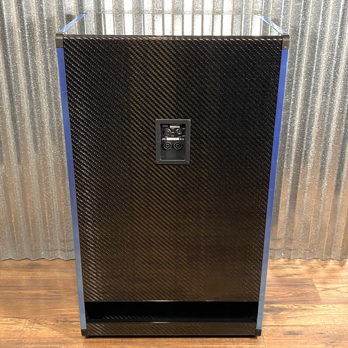 GR Bass AT 610 Carbon Fiber 1200 Watt 6x10 4 Ohm Bass Speaker Cabinet