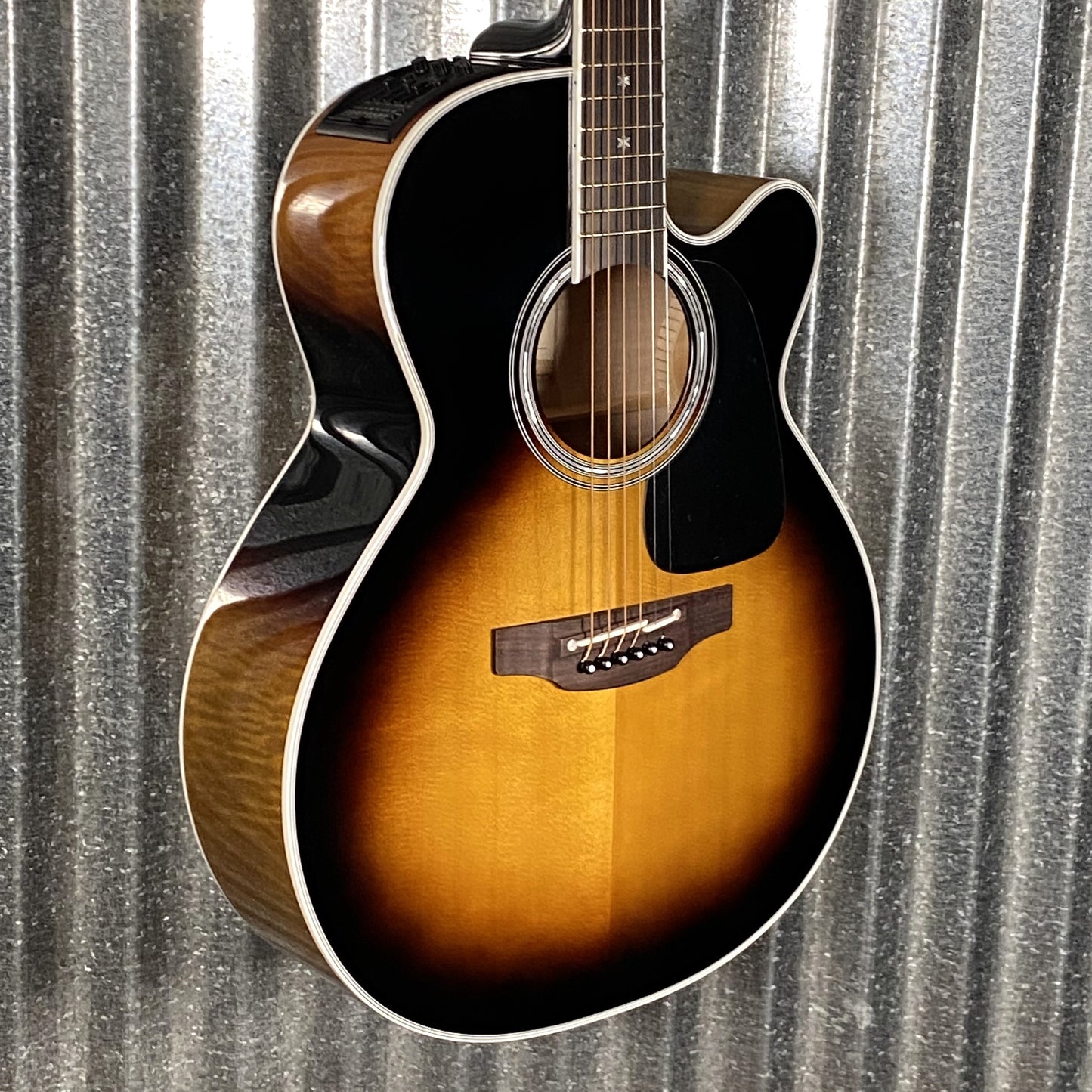 Takamine P6NC NEX Cutaway Acoustic Electric Guitar Brown Sunburst & Case Japan #0816 Used