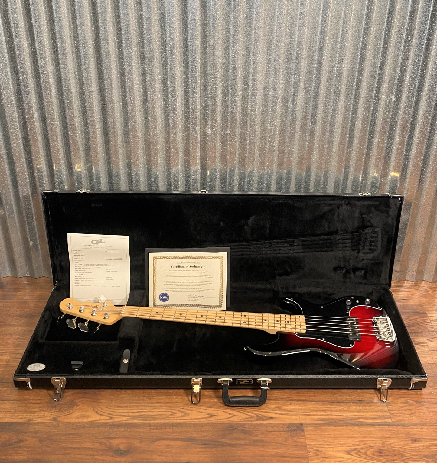 G&L USA Kiloton 5 String Bass Redburst & Case #8062