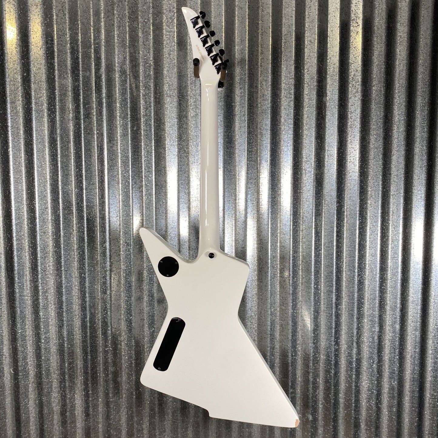 Westcreek Revenge Explorer White Guitar #0062 Used