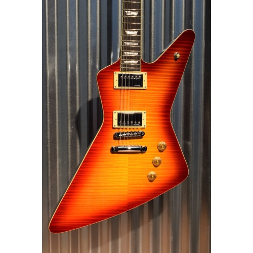 Hamer Guitars Standard Flame Top Cherry Sunburst Electric Guitar & Gig Bag #2247